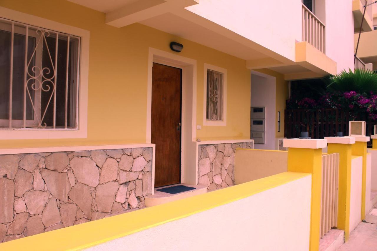 Tres Caravelas Studio Flats Santa Maria Exterior photo